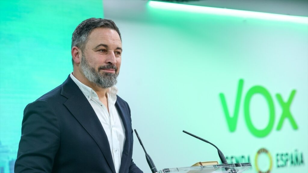 Abascal anuncia una renovación en profundidad de la cúpula de Vox