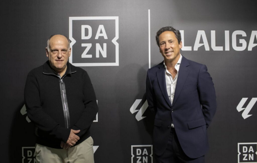 DAZN y LALIGA inauguran su nueva ‘Pop-Up Store’ en Madrid de la mano de leyendas del campeonato