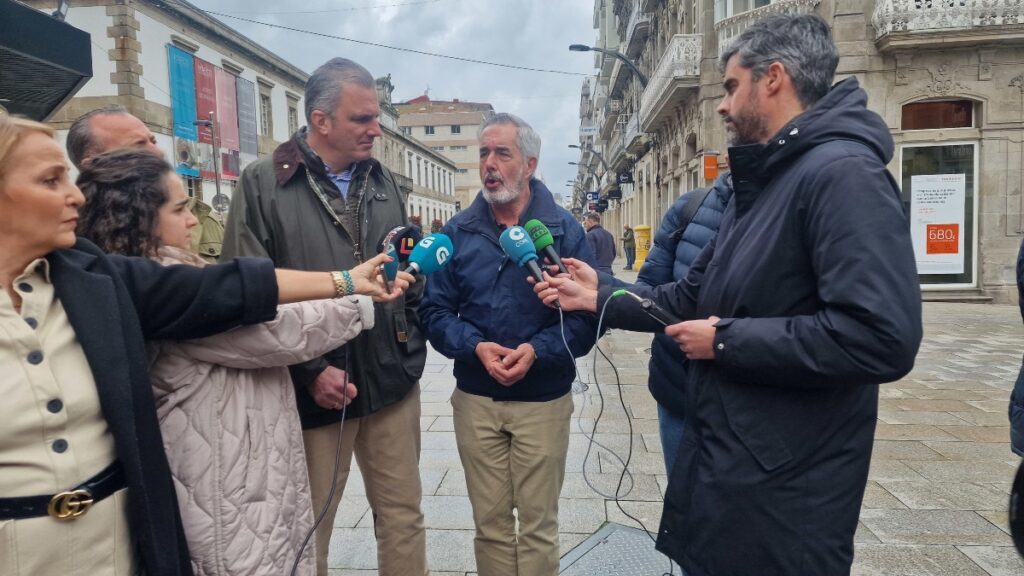 Vox intenta sacar ‘tajada’ de las tractoradas de cara a las elecciones gallegas