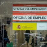 La 'excepcionalidad' del SEPE que obliga a los inmigrantes a no volver a España en tres años por cobrar el paro