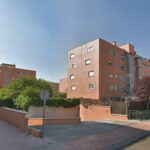 Tres heridos por inhalación de humo en un incendio en una vivienda de Alcalá de Henares