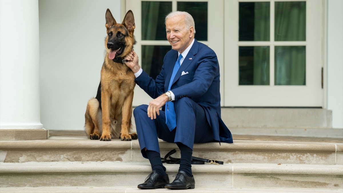 Commander y Joe Biden