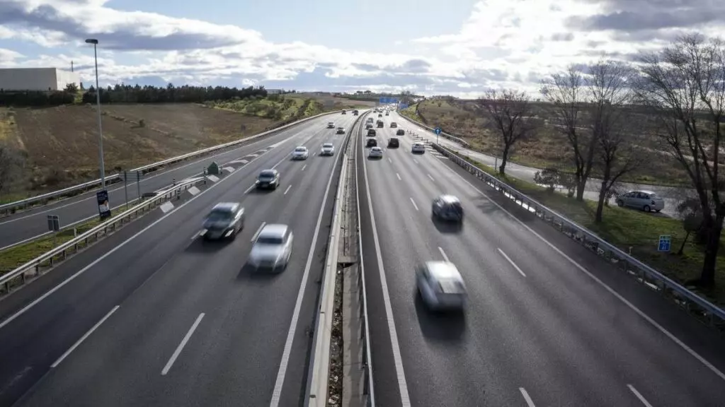 La DGT alerta: las infracciones más graves en carreteras convencionales