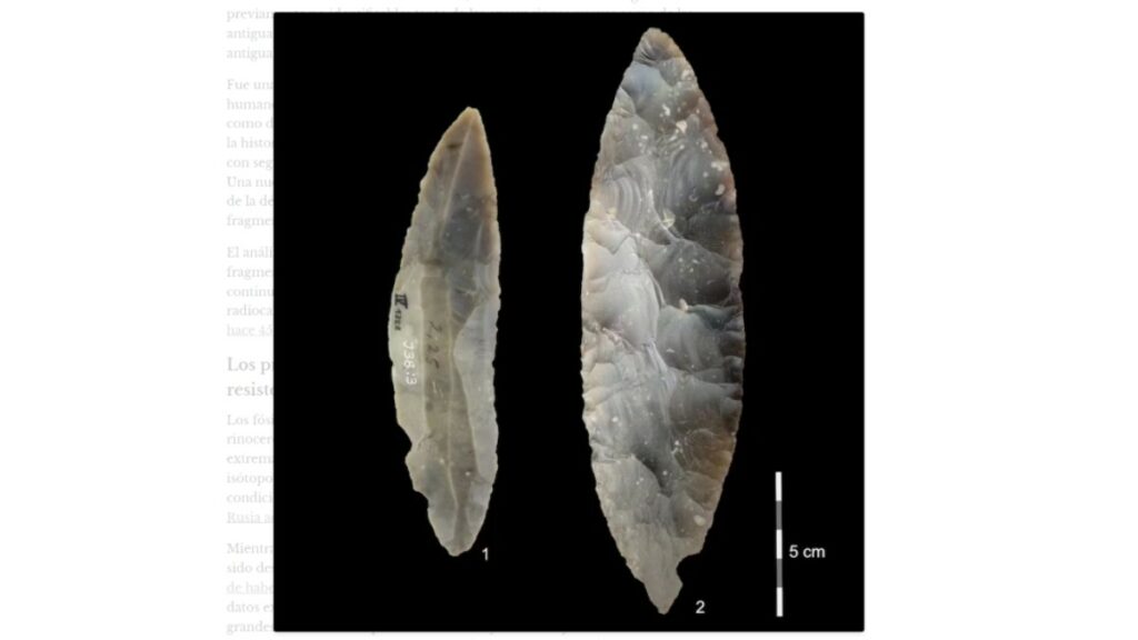 Herramientas de piedra del Lincombian-Ranisian-Jerzmanowician (LRJ) halladas en la cueva de Ranis, Alemania