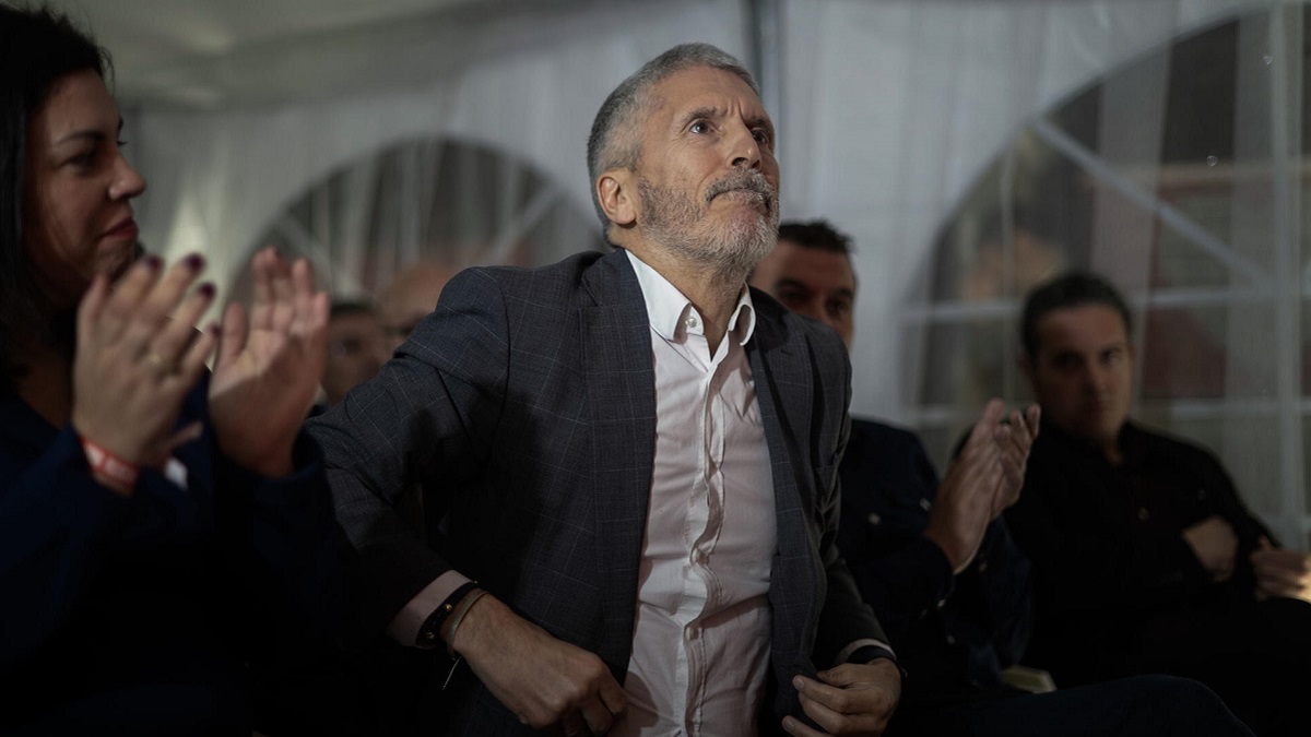 El ministro del Interior, Fernando Grande-Marlaska, en un mitin del PSOE durante la campaña gallega