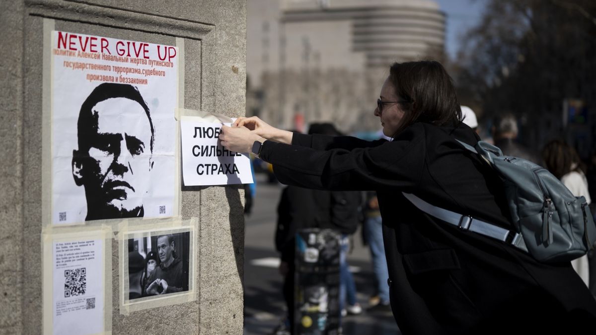 Homenaje a Alexéi Navalni en Barcelona