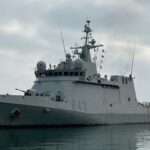 El buque 'Relámpago' de la Armada llega al puerto de Melilla