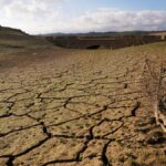 La solución de la OCU a la sequía en España: se puede ahorrar hasta un 51% de agua