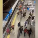 Momento de pánico en el metro de Madrid al salir humo de un vagón.