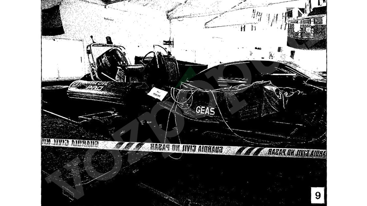 Los daños que sufrió la embarcación de la Guardia Civil en Barbate: "La puerta de la bodega se partió en dos"