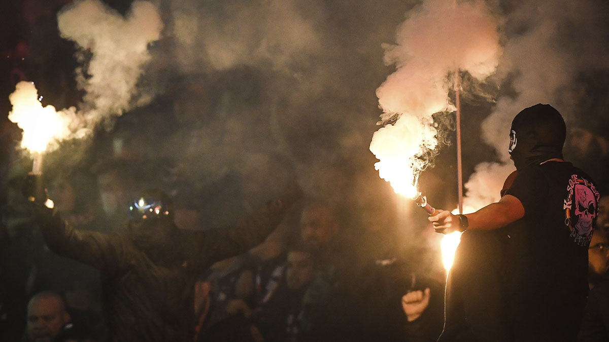 La savia nueva de los ultras crean facciones para imponer su violencia en el mundo del fútbol