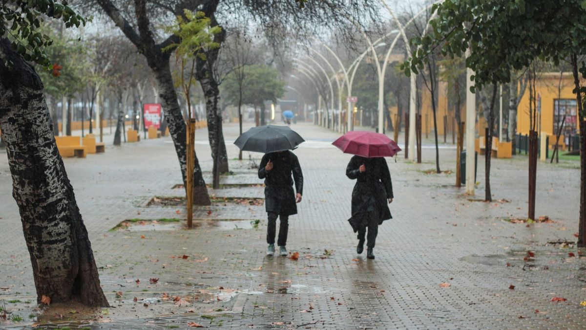 El nuevo aviso de la Aemet para Semana Santa: el día con más lluvia y nieve en España