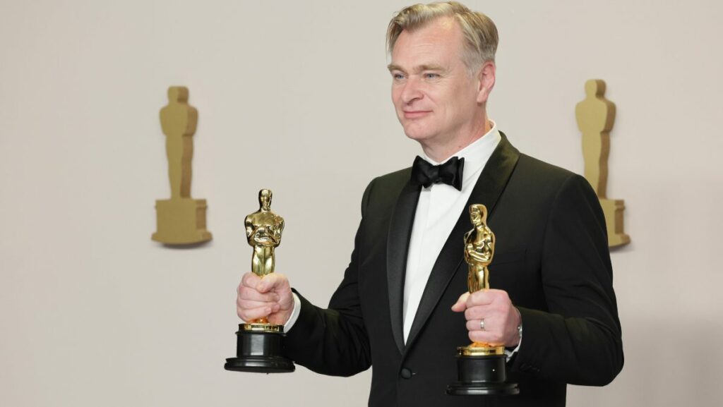 Christopher Nolan en los premios Oscar 2024