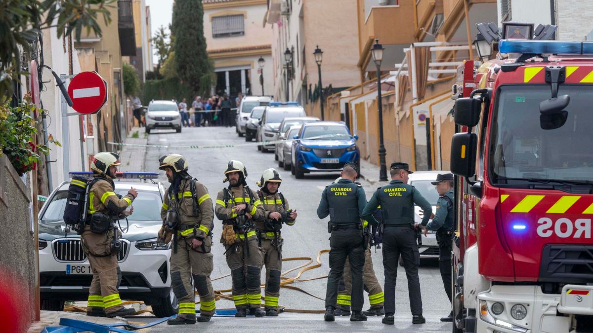 Un hombre se ha atrincherado este jueves en su vivienda de Las Gabias (Granada) al negarse a ser detenido por la Guardia Civil