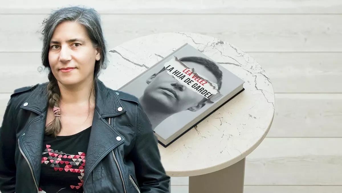 Torturas y resistencia en la dictadura argentina en 'La hija de Gardel', la última novela de Lea Vélez