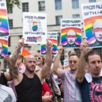 Manifestación gay en Londres contra la ley antiLGBT de Rusia