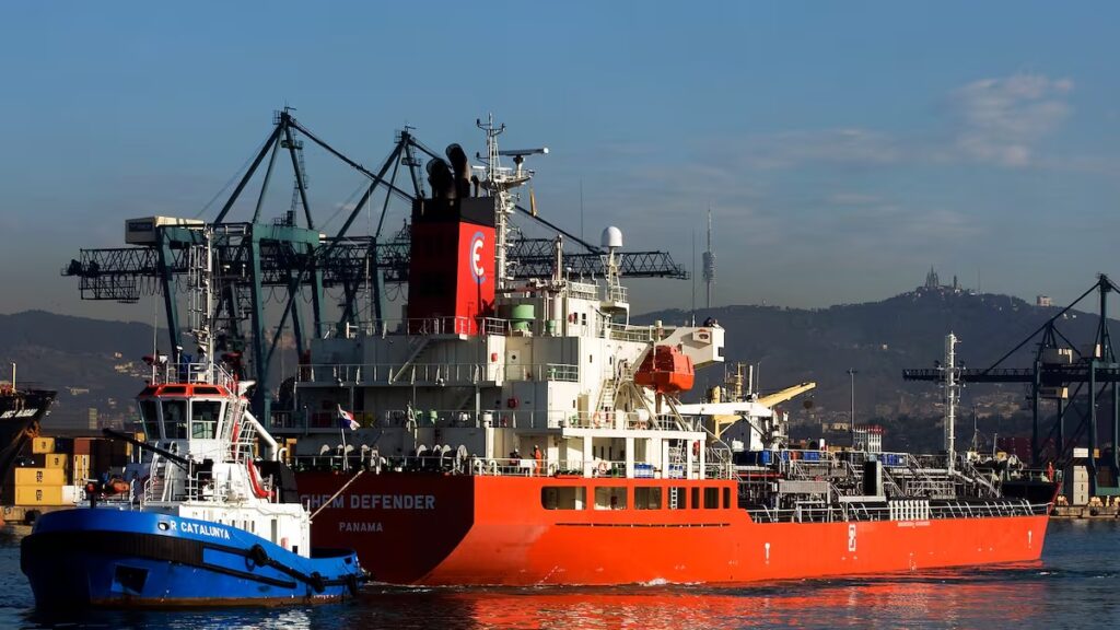 Así son los barcos cargados de agua que podrían llegar a Cataluña para paliar la sequía