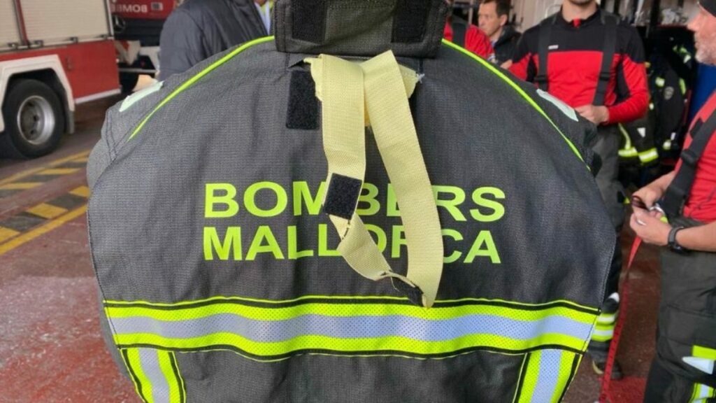 Una anciana muere y otras dos resultan heridas en un incendio en un piso en Mallorca