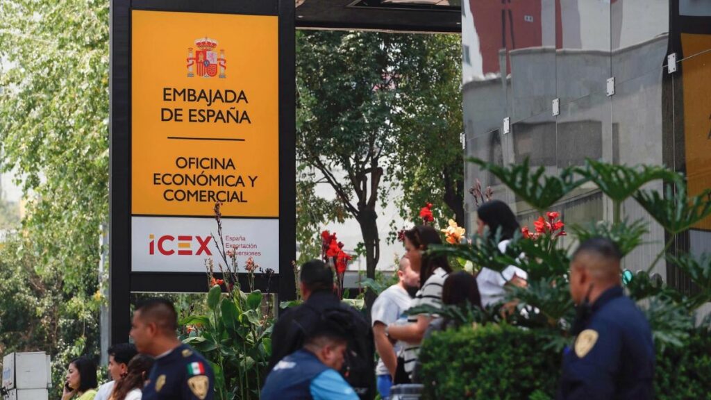 Asaltan la embajada española en México y roban todo el dinero en efectivo