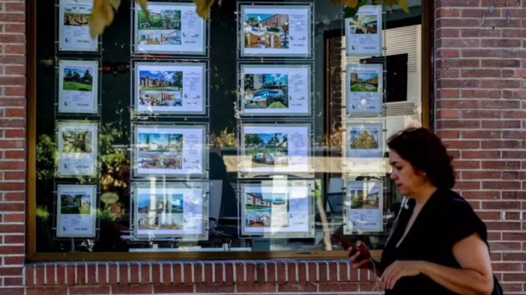 El precio de la vivienda en España se estanca a la espera de más rebajas hipotecarias