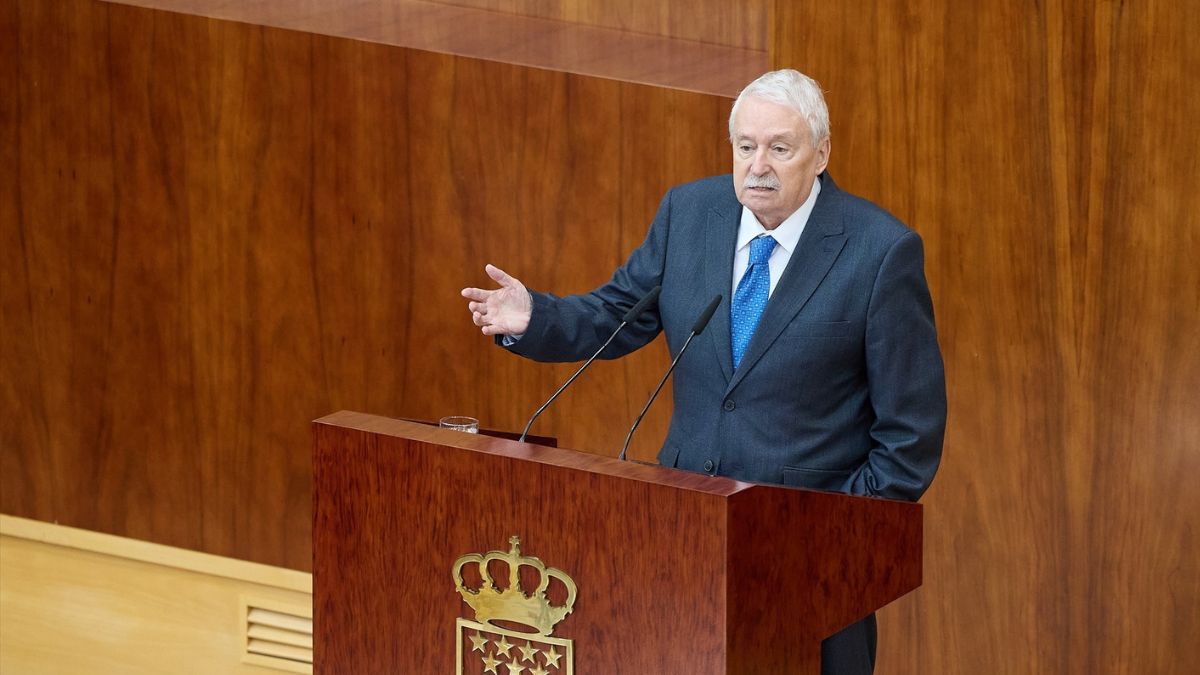El expresidente socialista Joaquín Leguina, elegido para la Cámara de Cuentas con apoyo del PP