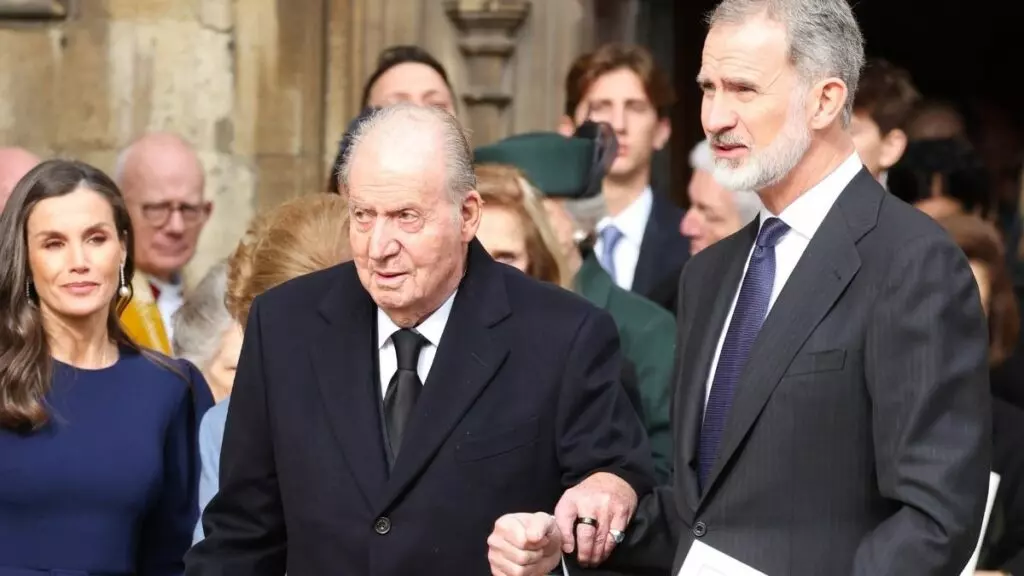 El rey Juan Carlos, Felipe VI y la reina Letizia