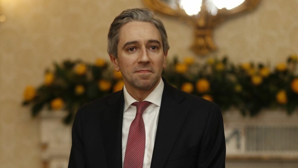 Simon Harris, elegido nuevo primer ministro de Irlanda