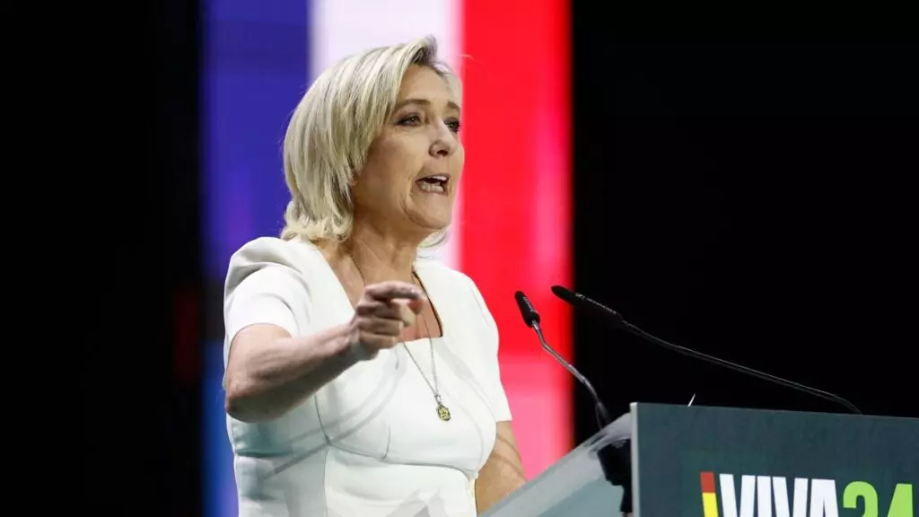 La candidata a la presidencia de Francia y líder de Rassemblement National, Marine Le Pen