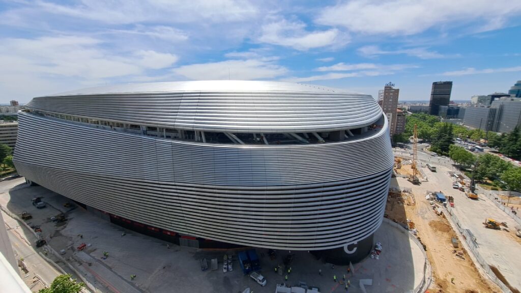 Imagen del estadio Santiago Bernabéu tomada por los vecinos de la zona