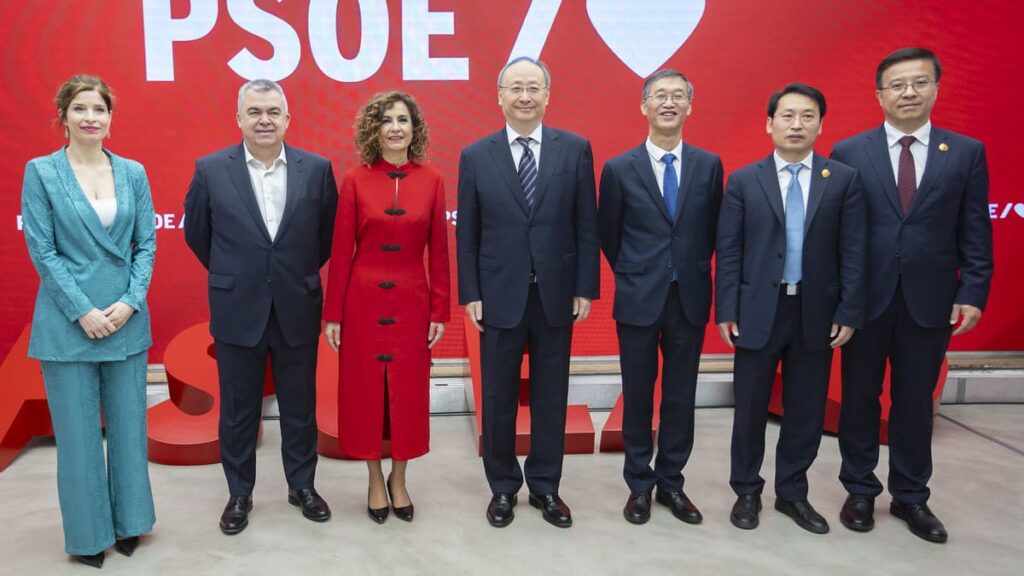 Zapatero, Montero y Cerdán se ven en Ferraz con el Partido Comunista de China sin explicar qué han tratado
