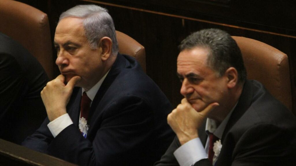 El primer ministro israelí, Benjamín Netanyahu (izq.), y el ministro de Asuntos Exteriores, Yisrael Katz.