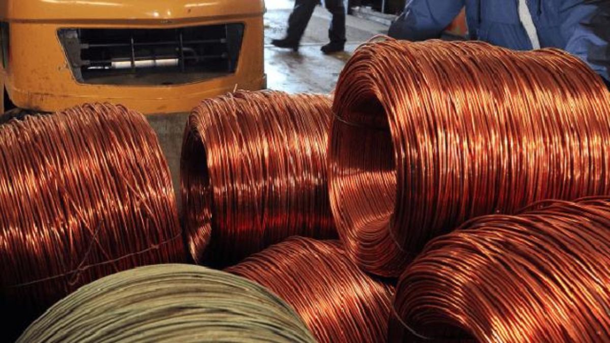 Cobre, el nuevo petróleo en tiempos de renovables. ¿Hacia dónde se dirige su precio?