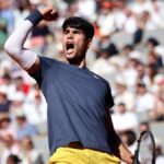 Final Roland Garros 2024: Alcaraz fuerza el quinto set y París vivirá una épica para coronar a su rey