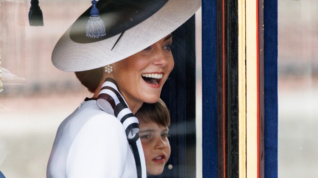 Kate Middleton en su llegada al desfile por el cumpleaños de Carlos III.