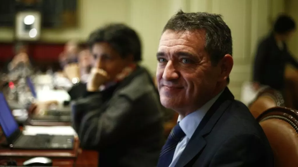 El vocal del CGPJ, José María Macías, aterriza en el TC para combatir la mayoría de Conde-Pumpido