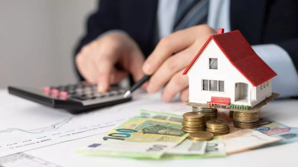 El euríbor da una buena noticia a la gente con hipoteca: ahorro de más de 30 euros al mes