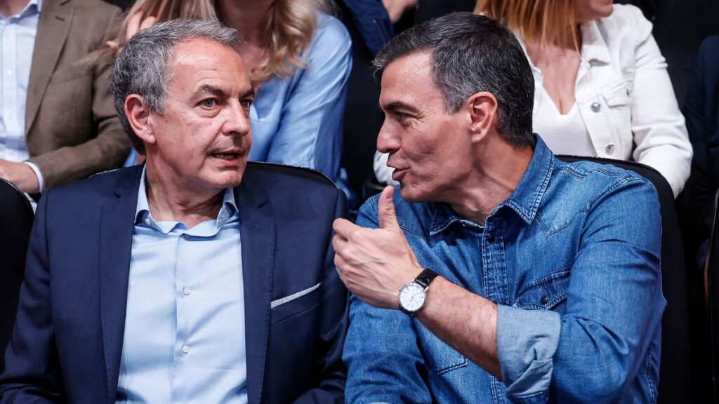 El intento de Zapatero por controlar a la prensa que no vio la luz: un Consejo Estatal para repartir carnés de periodista