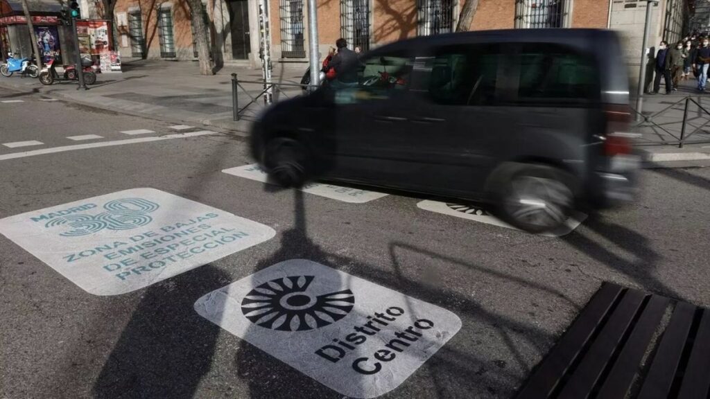 Este será el momento en el que el Ayuntamiento de Madrid comenzará a multar a los vehículos sin etiqueta