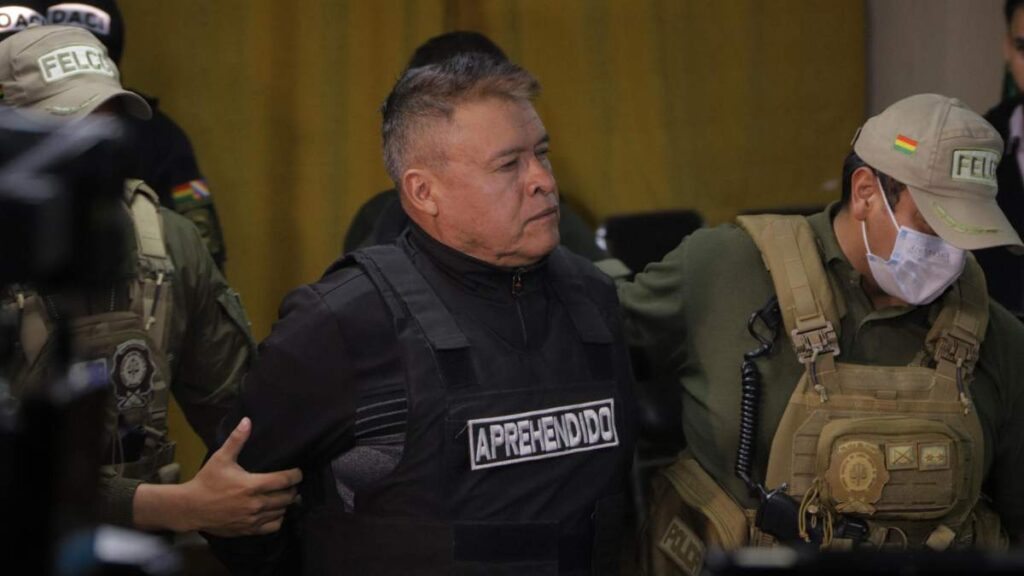 Al menos diez militares detenidos por su presunta implicación en el intento de golpe de Estado en Bolivia