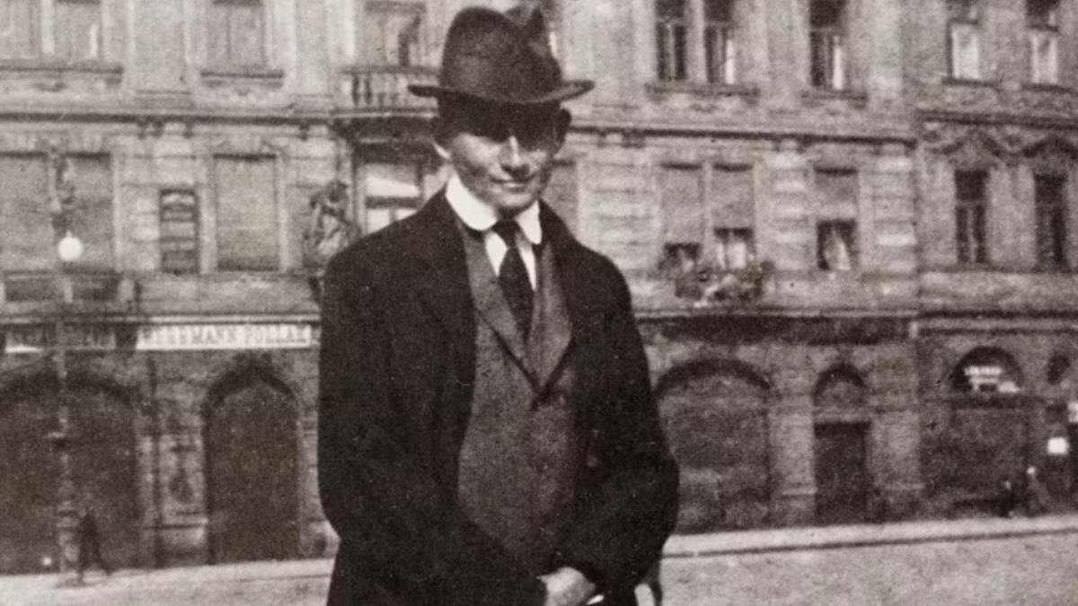100 años de la muerte de Franz Kafka | ¿Qué nos dice de nuestro mundo en el siglo XXI?
