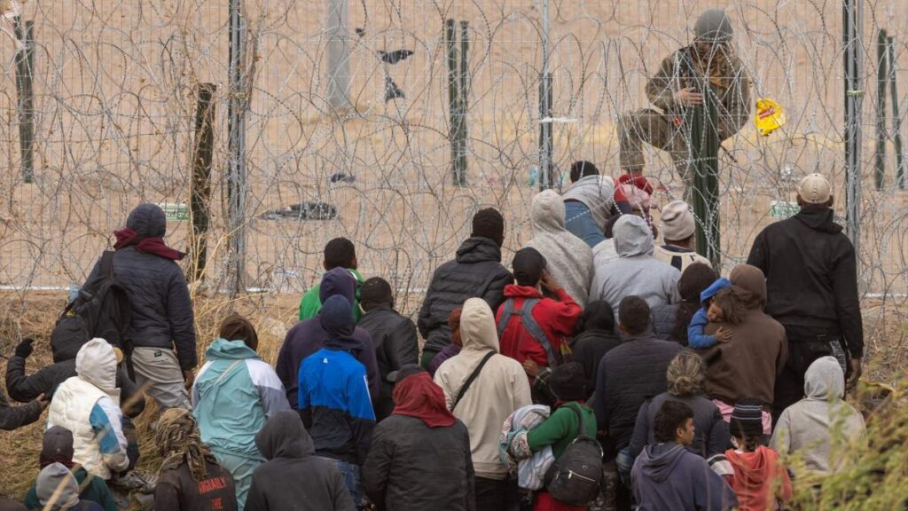 En qué consiste la dura medida migratoria anunciada por Joe Biden