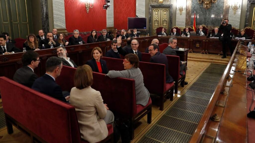 Ofensiva de los jueces para consultar si aplica la Ley de Amnistía o recurre a Europa para bloquearla