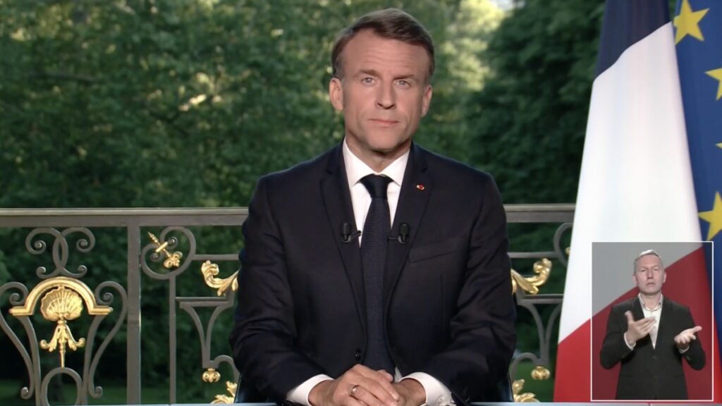 El fracaso de Macron le fuerza a anunciar la disolución de la Asamblea y la convocatoria de elecciones