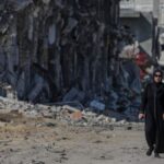 Edificios destruidos en Jan Yunis, en el sur de la Franja de Gaza