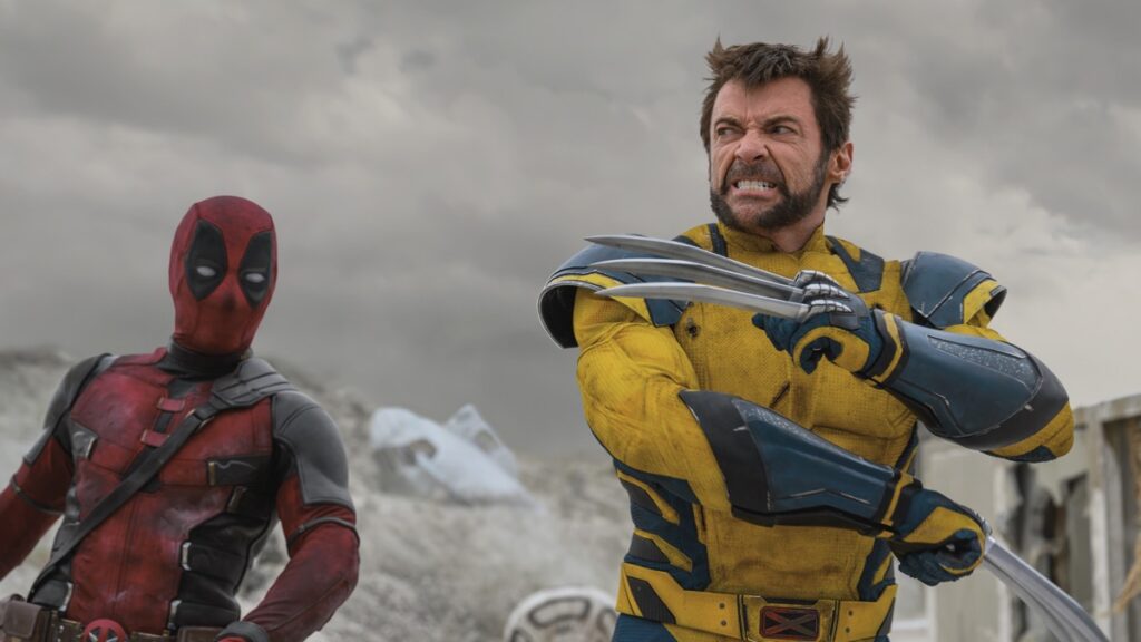 'Deadpool y Lobezno': diversión, sangre y cameos en una película para fans de los superhéroes
