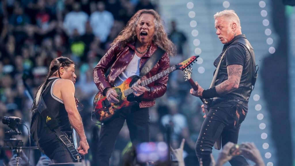 El guitarrista solista de Metallica, Kirk Hammet, durante el concierto del domingo en Madrid,