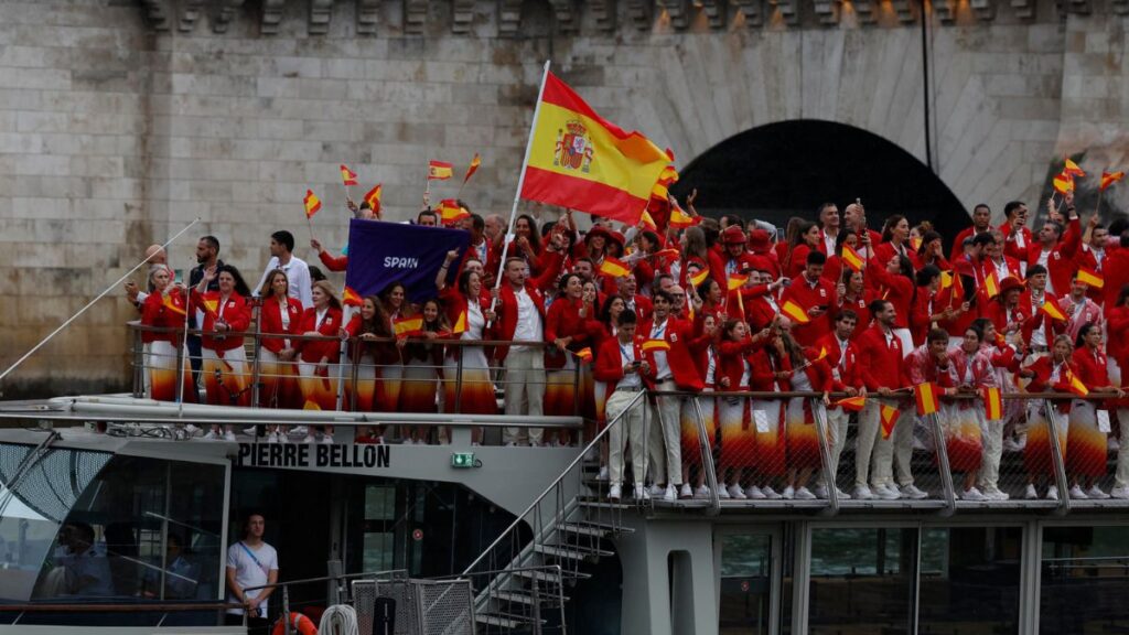 Inauguración de los Juegos Olímpicos de París 2024: España desfila por las aguas del Sena