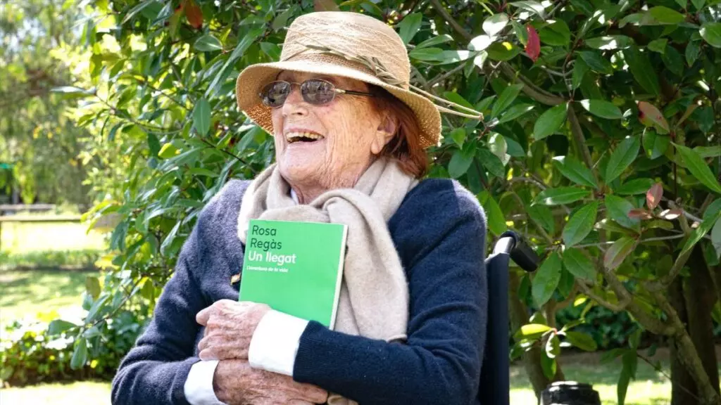 Muere la escritora Rosa Regàs, Premio Planeta en 2001, a los 90 años