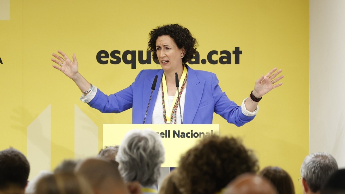 La secretaria general de ERC, Marta Rovira, en la sede de su partido.