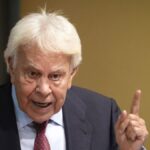 Felipe González: "Maduro terminará en la Corte Penal Internacional"